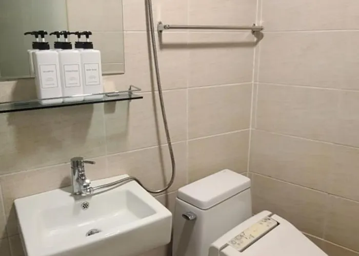Ara Hostel *